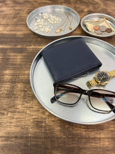 Load image into Gallery viewer, Toten Tray 23cm