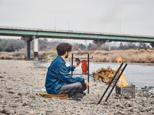 Load image into Gallery viewer, Folding BBQ Grill II